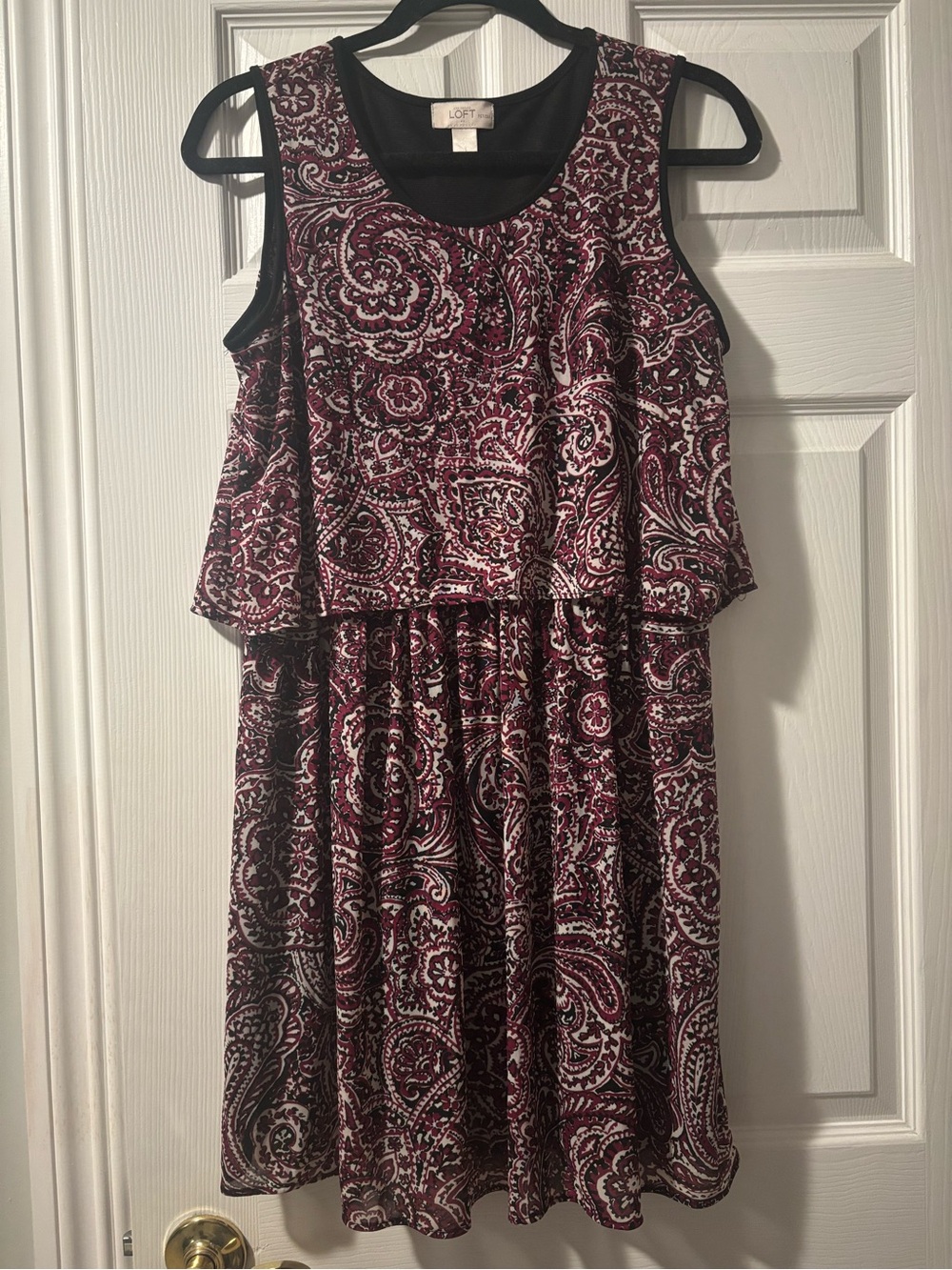 LOFT Women's Burgundy Paisley Sleeveless Dress